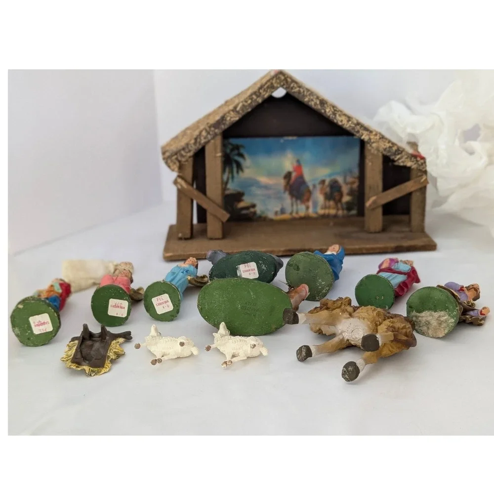 Vintage Nativity Set Hand Painted Paper Mache Italy Creche Stable Manger 14 Pcs
